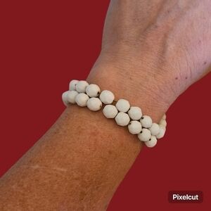 VTG 1960's Faceted White Milk Glass Two Strand Bridal Holiday Bracelet